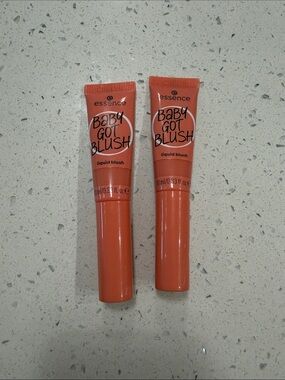 essence Baby Got Blush Liquid Blush - Coral crush